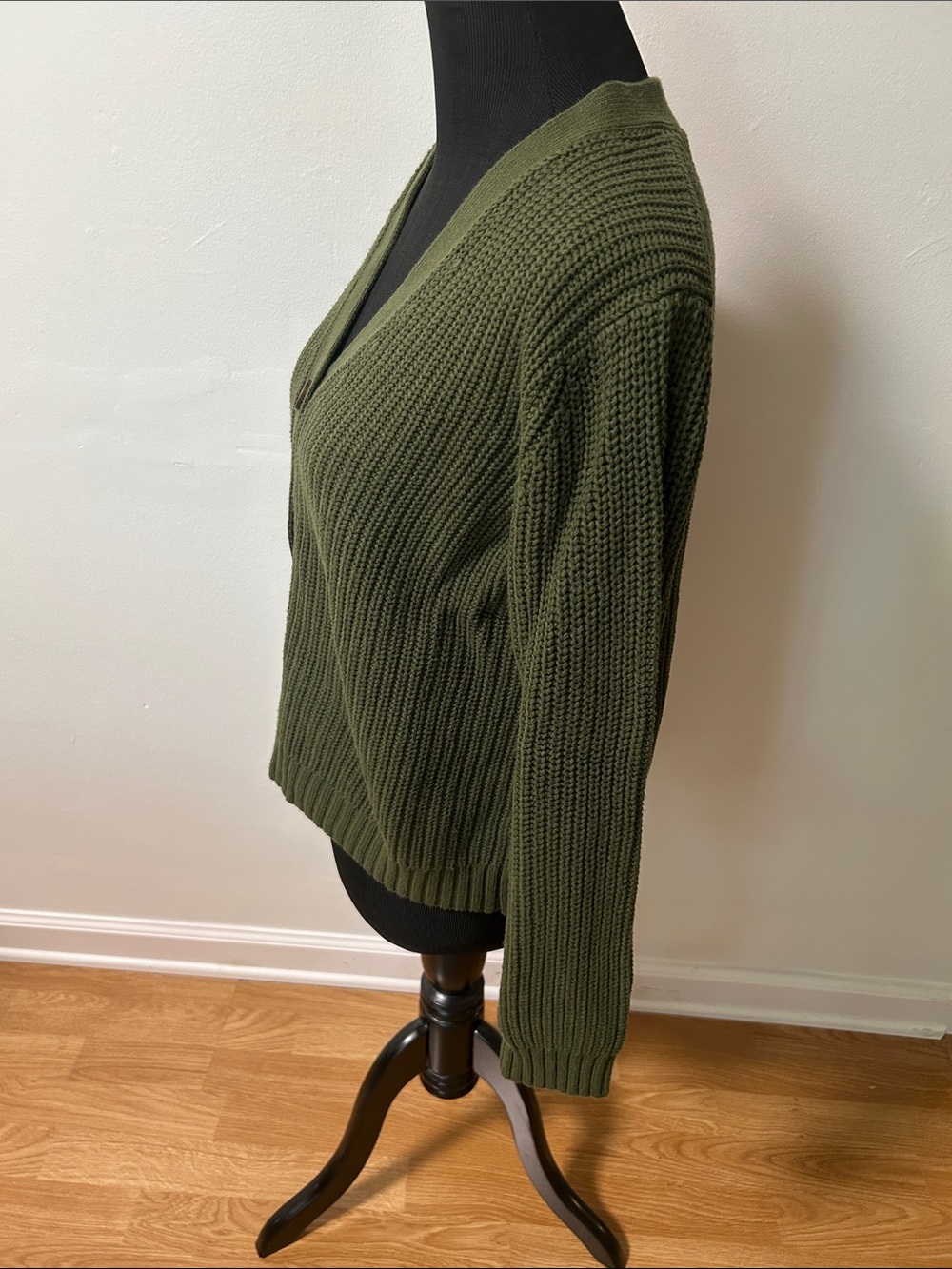 Old Navy Cotton Cardigan - Picture 2 of 4